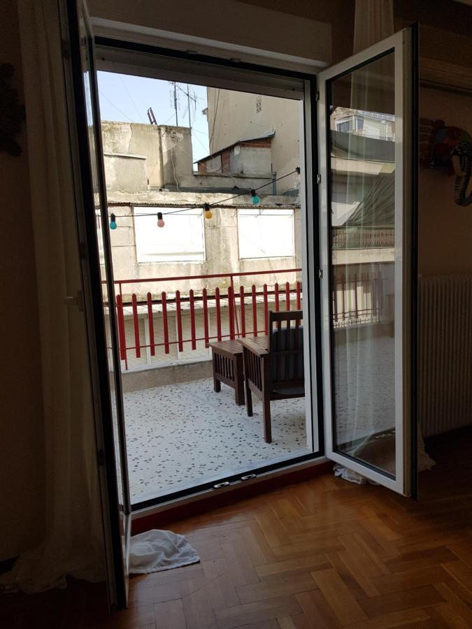 Quiet City Centre Apartment With Large Balcony Thessaloniki Exterior photo